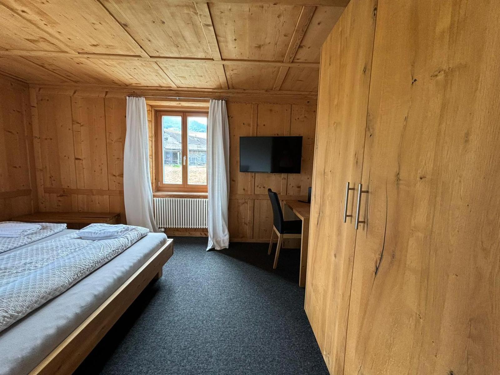 Landgasthof Zum Glenner Ilanz/Glion Zewnętrze zdjęcie